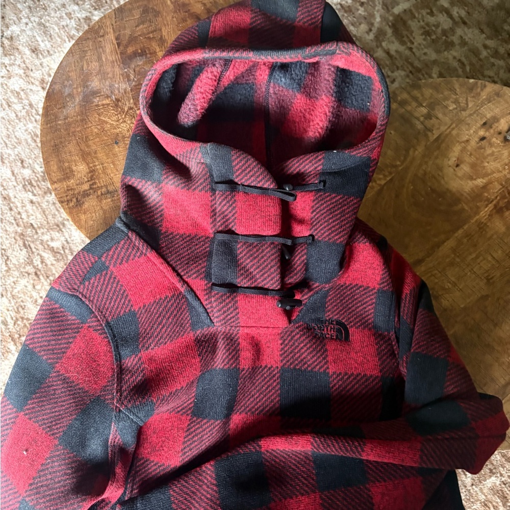 The North Face Kids Red & Black Buffalo Plaid Hooded Pullover Jacket